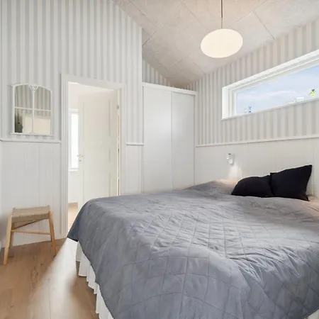 Skoge - 500m From The Sea By Interhome *